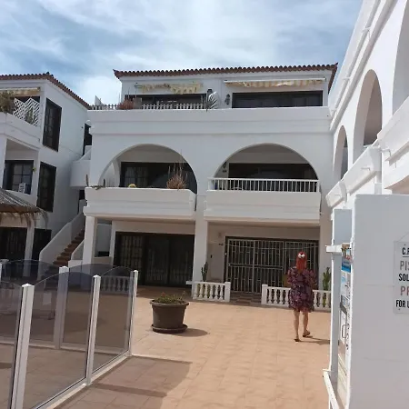 Apartman Golf And Sea ,heated Pool, Wi-fi. San Miguel de Abona